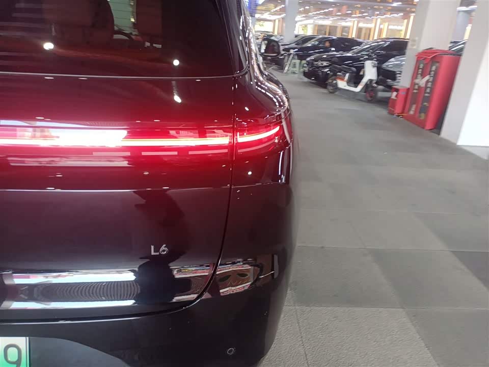 Li Auto Ideal L6