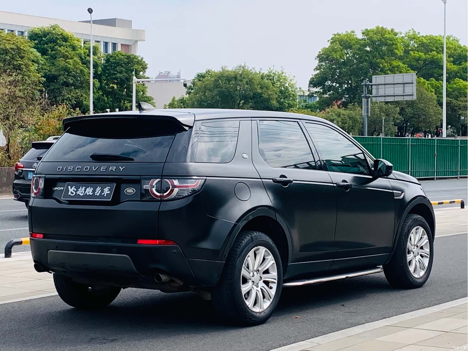 Land Rover Discovery, 2017 все фото