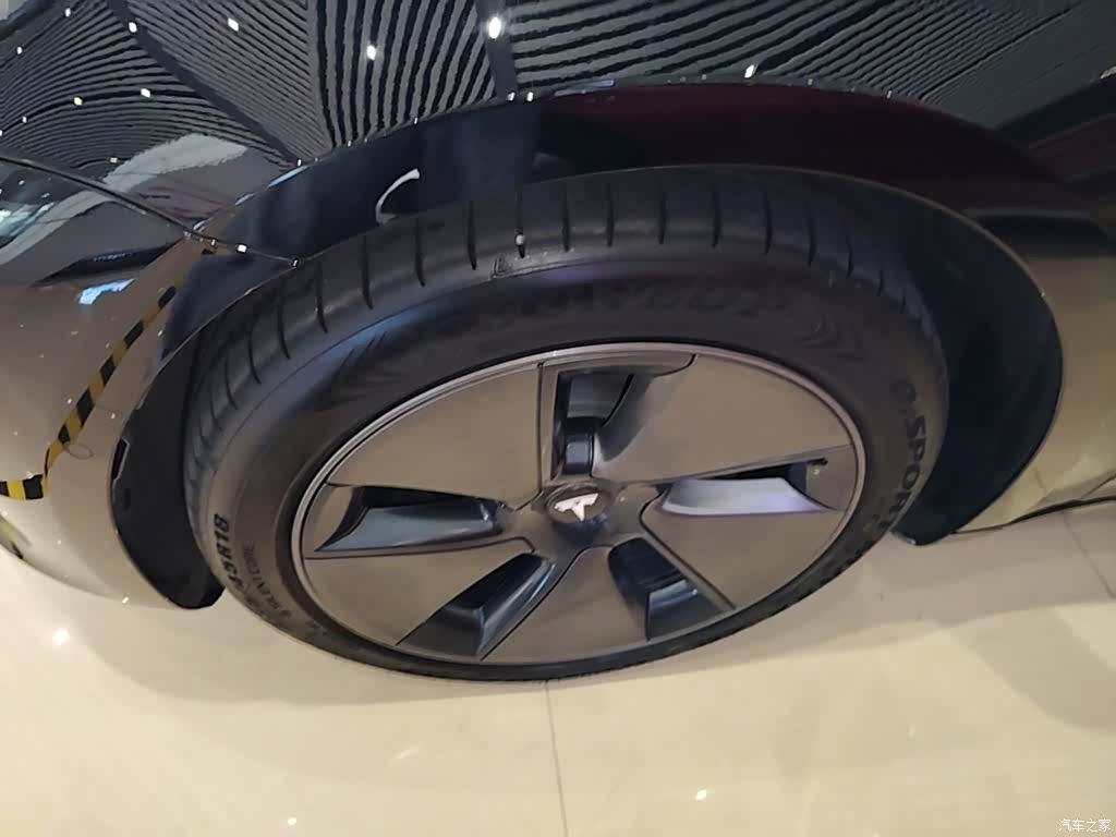 Tesla Model 3, 2021 23