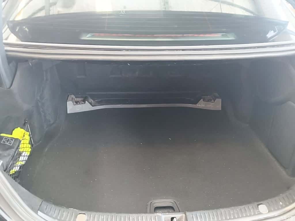 Mercedes-Benz E-Class, 2021 19