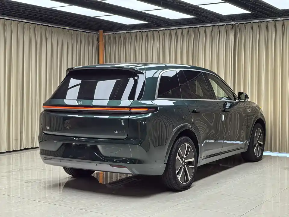 Li Auto Ideal L8