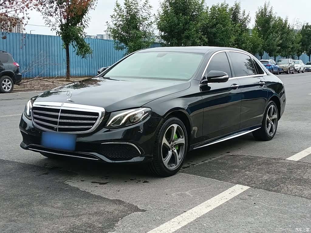 Mercedes-Benz E-Class, 2019 3