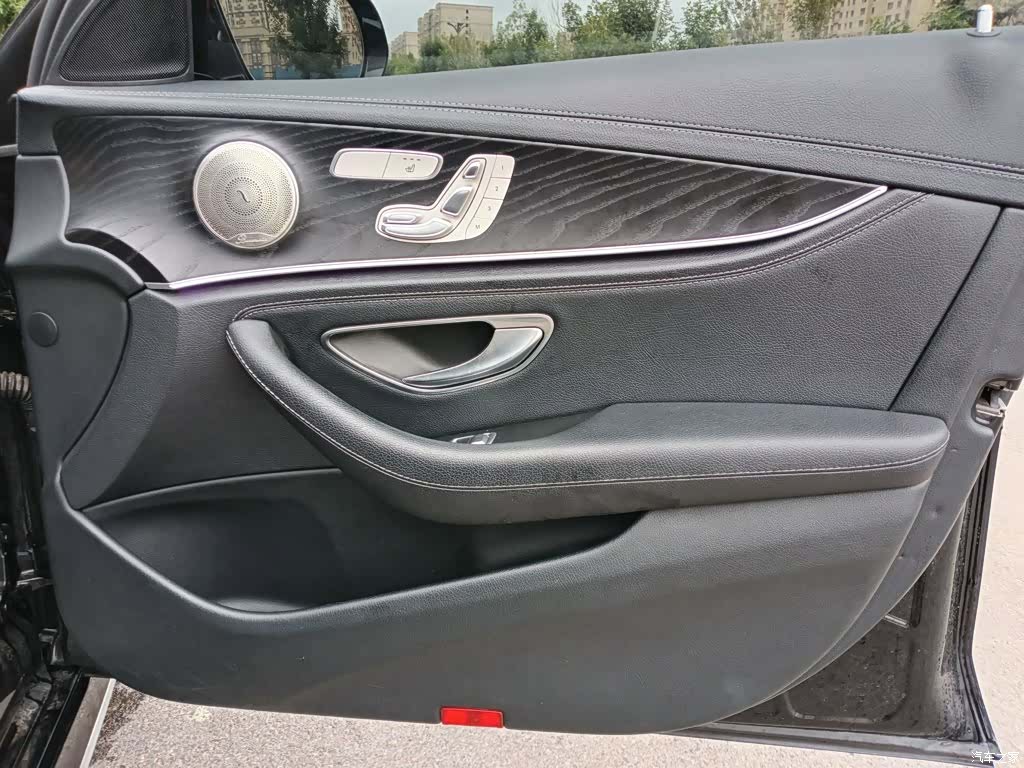 Mercedes-Benz E-Class, 2019 все фото