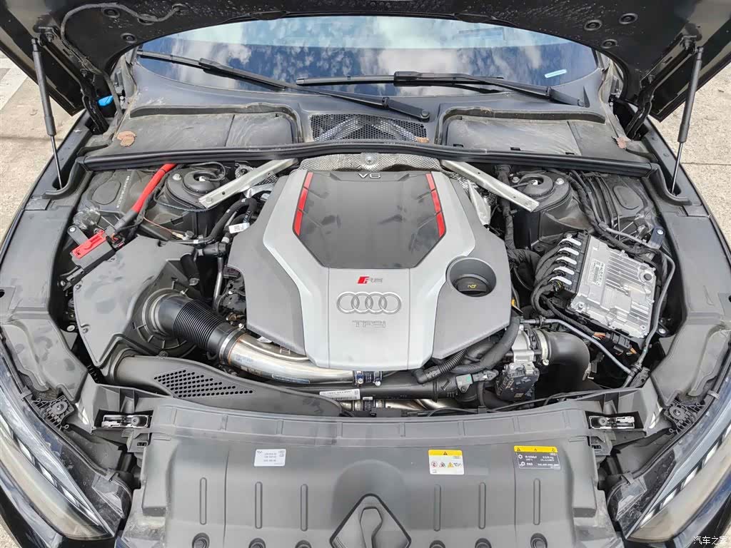 Audi RS, 2025 17