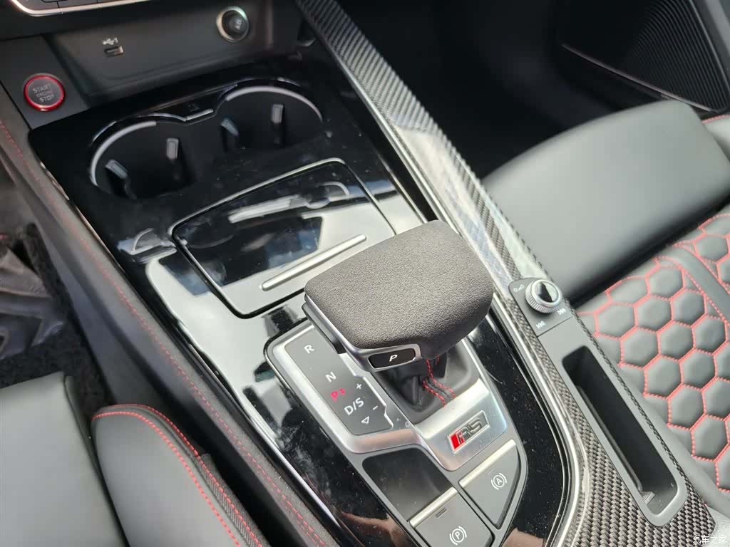 Audi RS, 2025 12