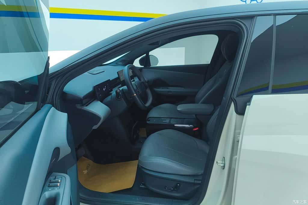Lynk & Co 02, 2025 9