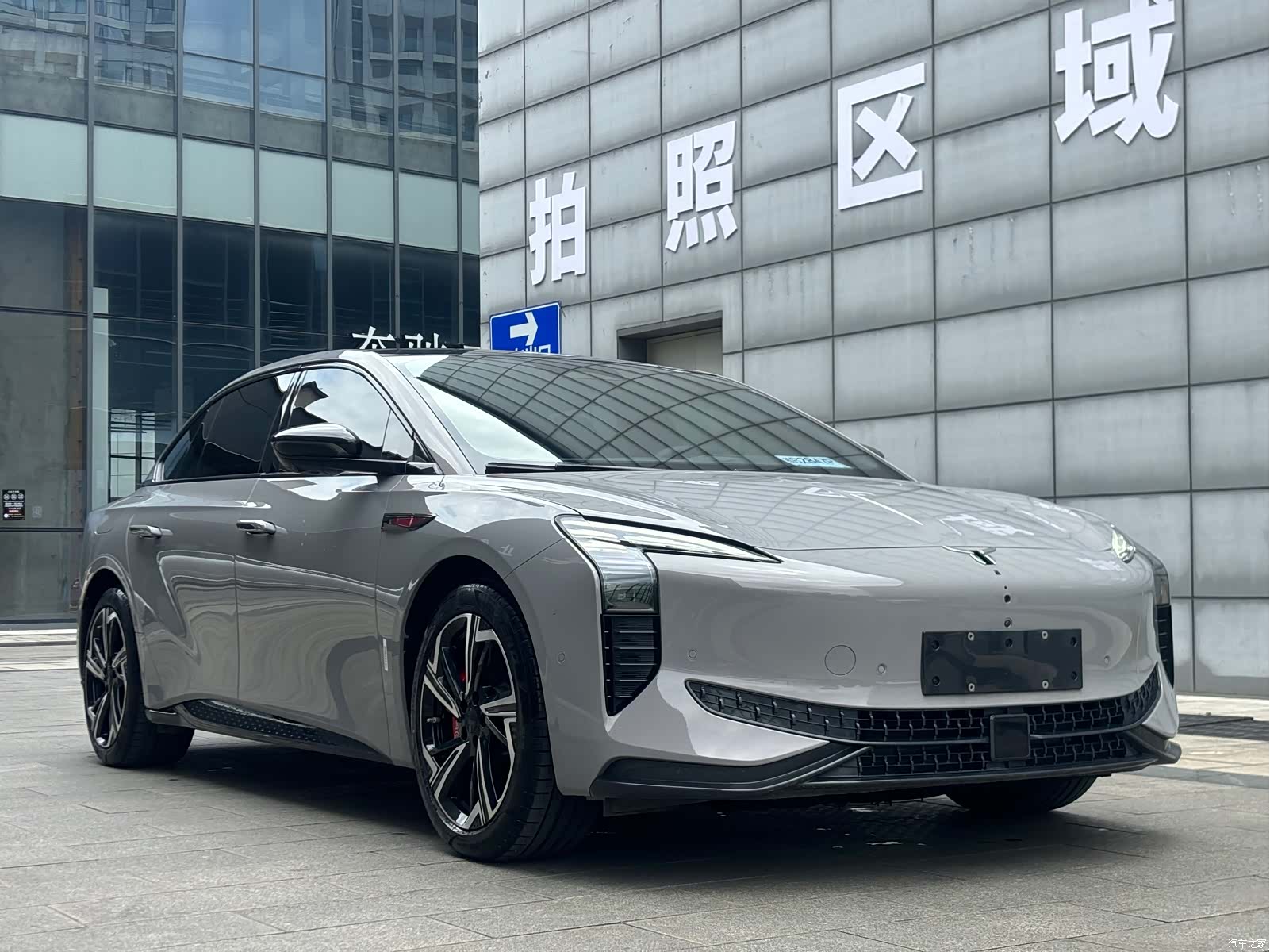 Hongqi H7, 2024 3