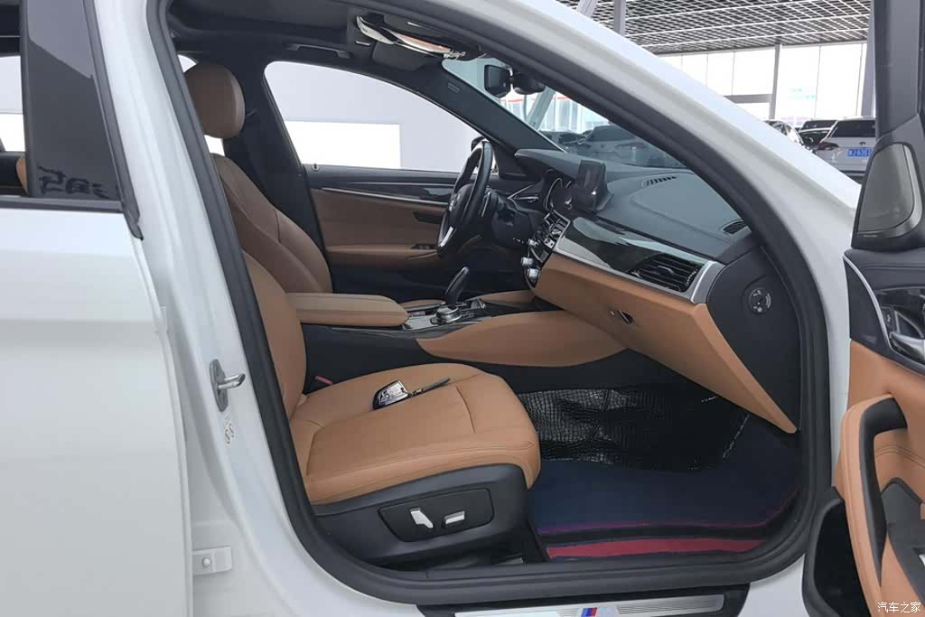 BMW 5 Series, 2018 8