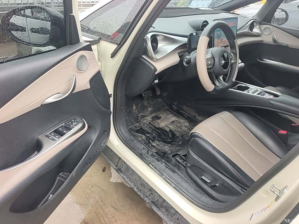 BYD Dolphin, 2023 16