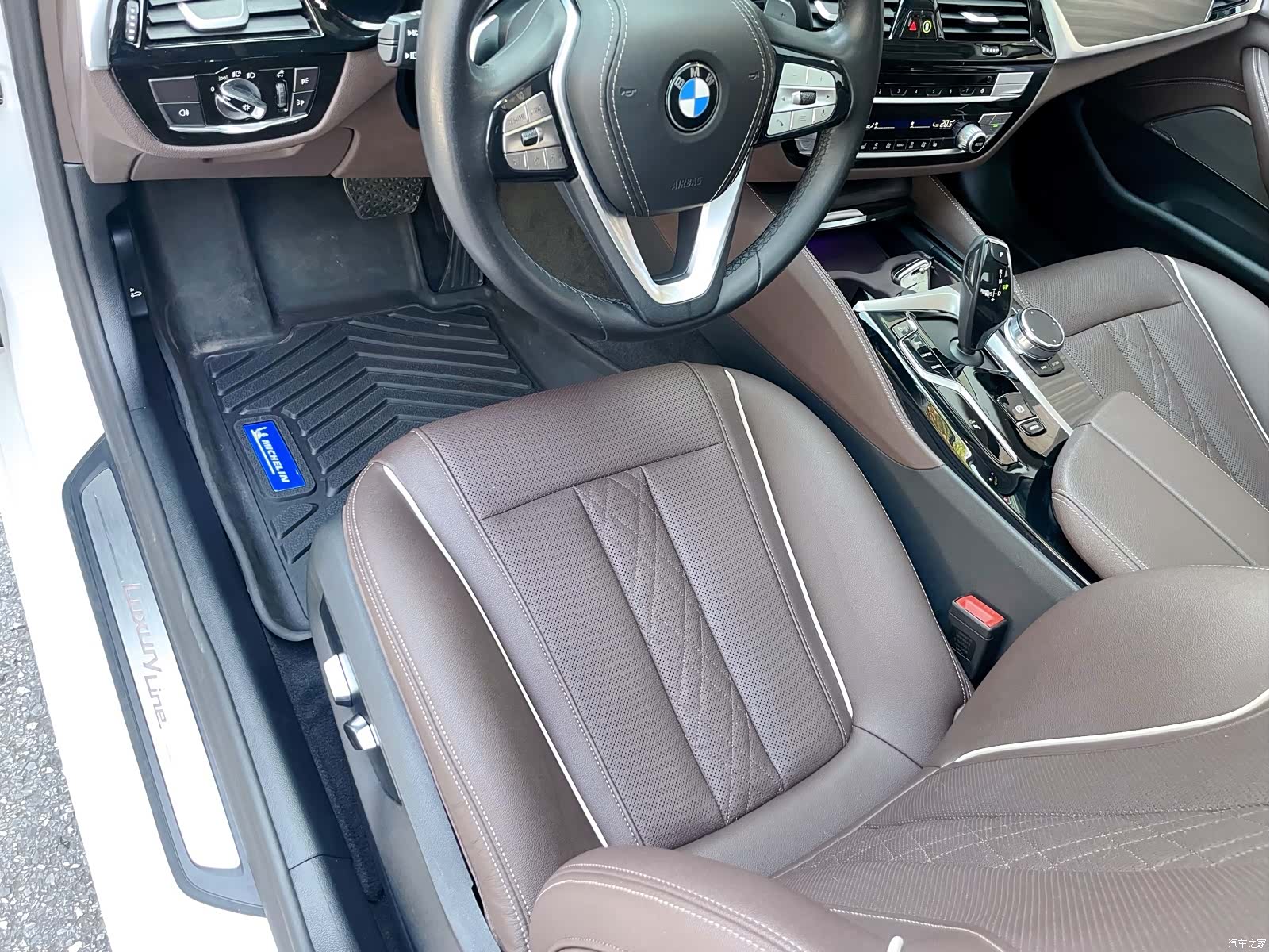 BMW 5 Series, 2024 15
