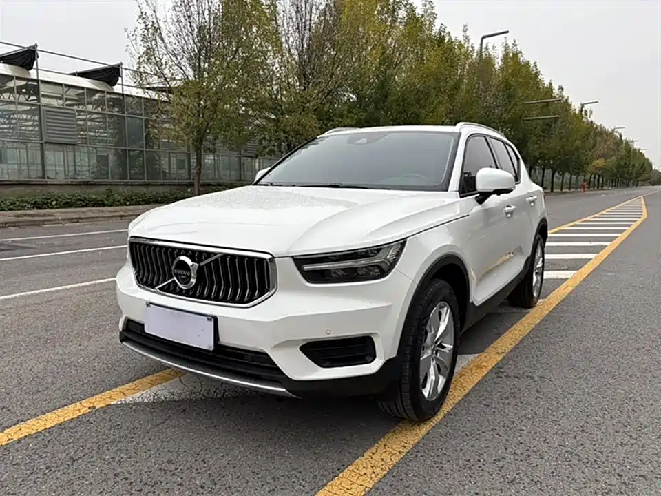 Volvo XC40
