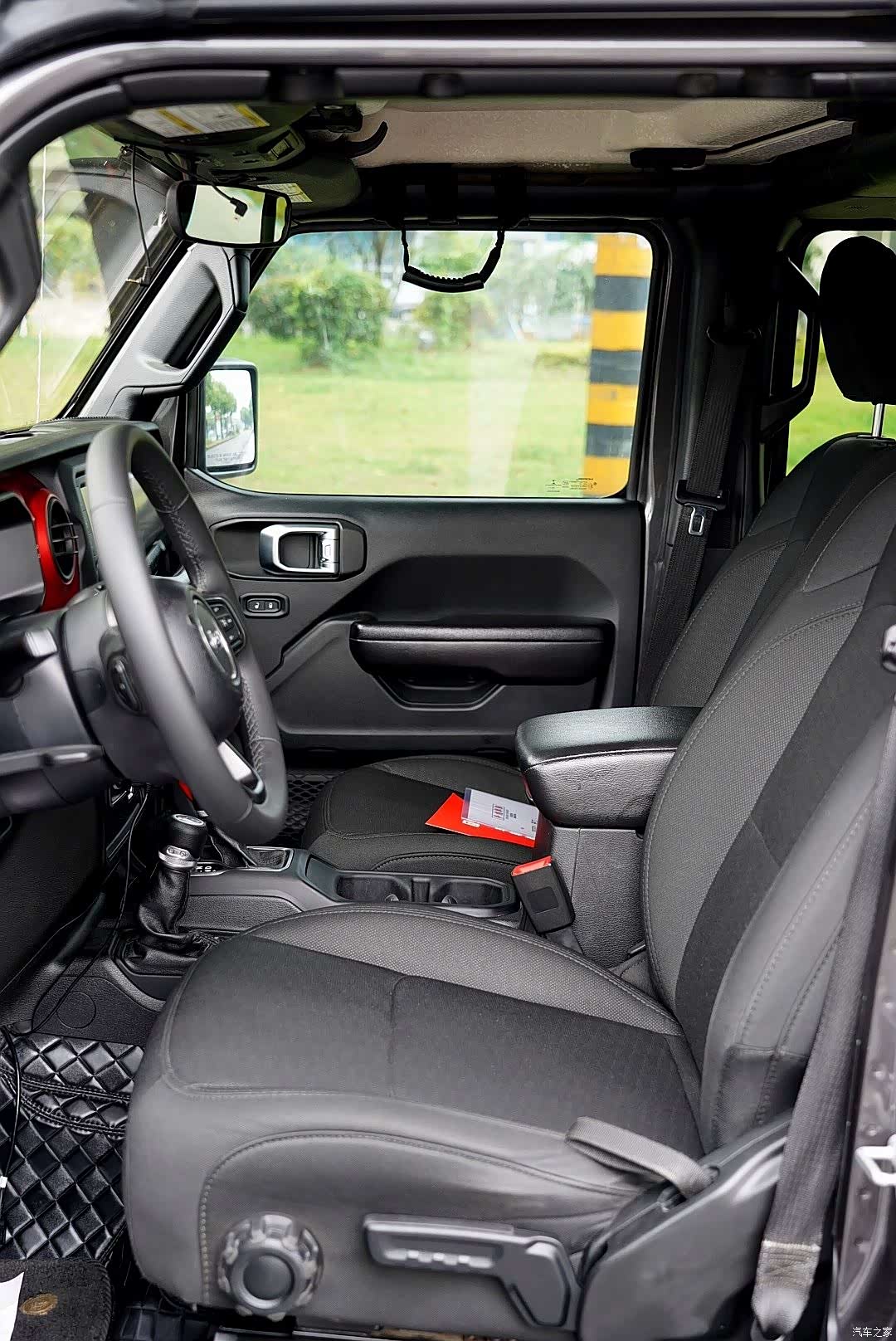 Jeep Wrangler, 2020 12