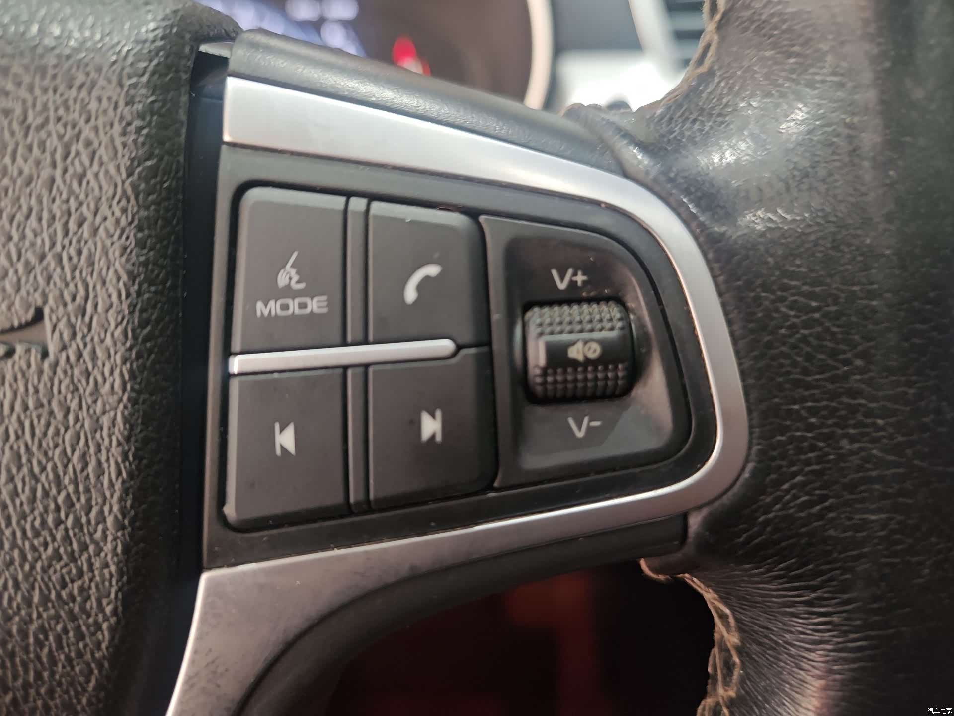 Geely Boyue, 2019 17