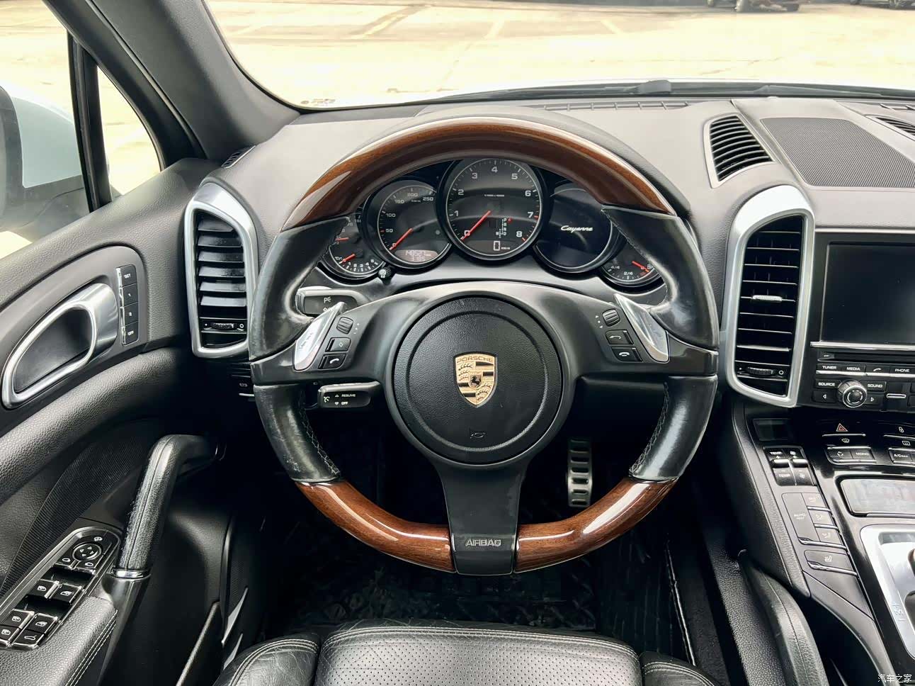 Porsche Cayenne, 2012 8