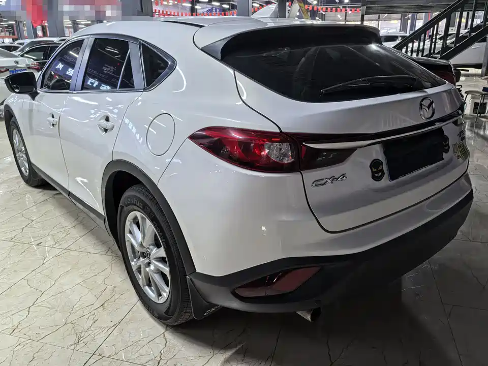 Mazda CX-4