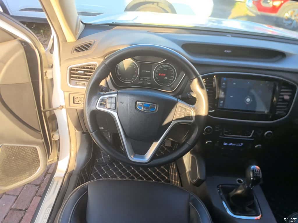 Geely X6, 2016 11