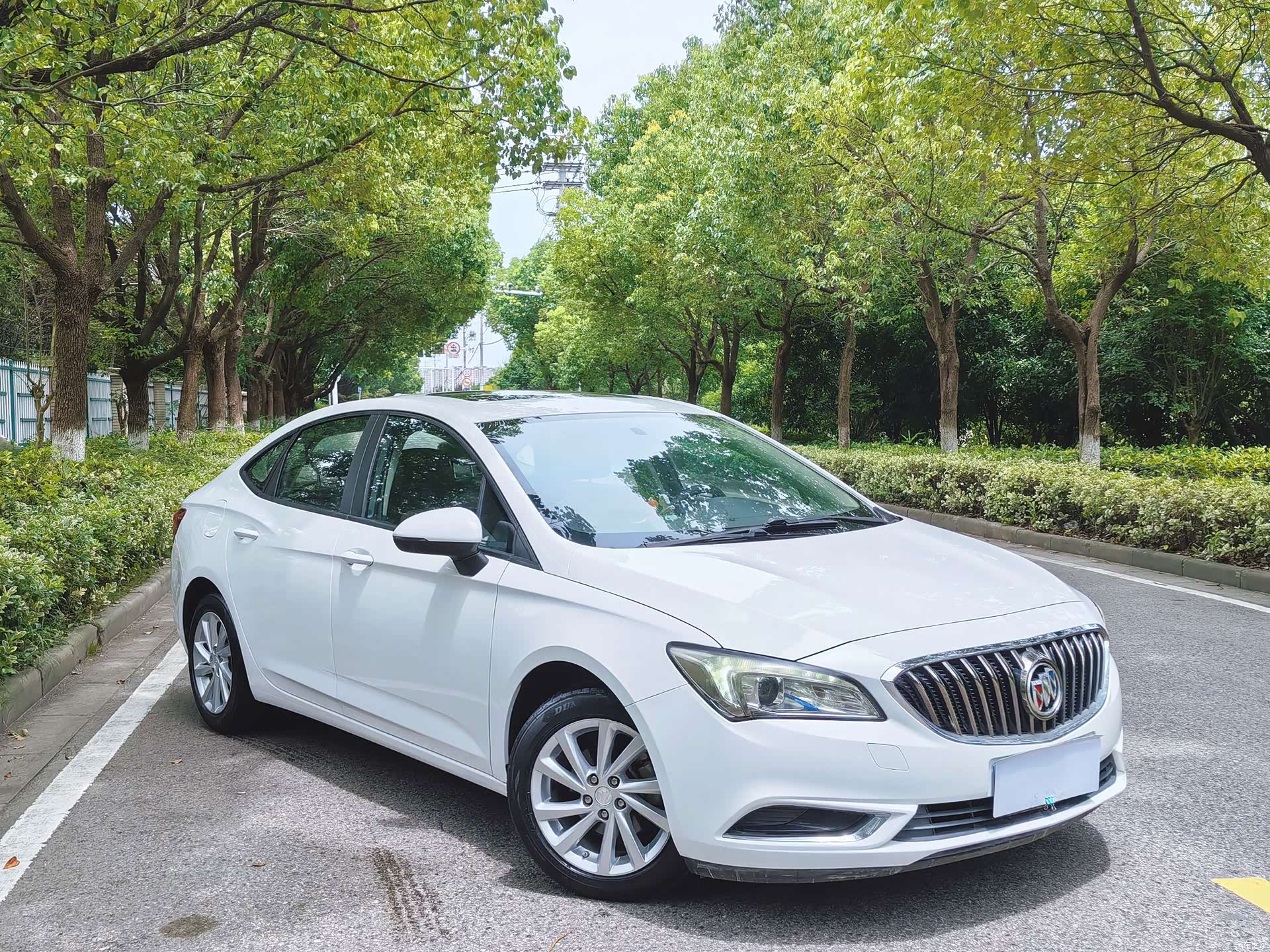 Buick Verano, 2017 3