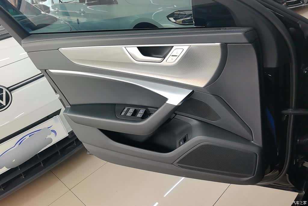 Audi A6L, 2023 7