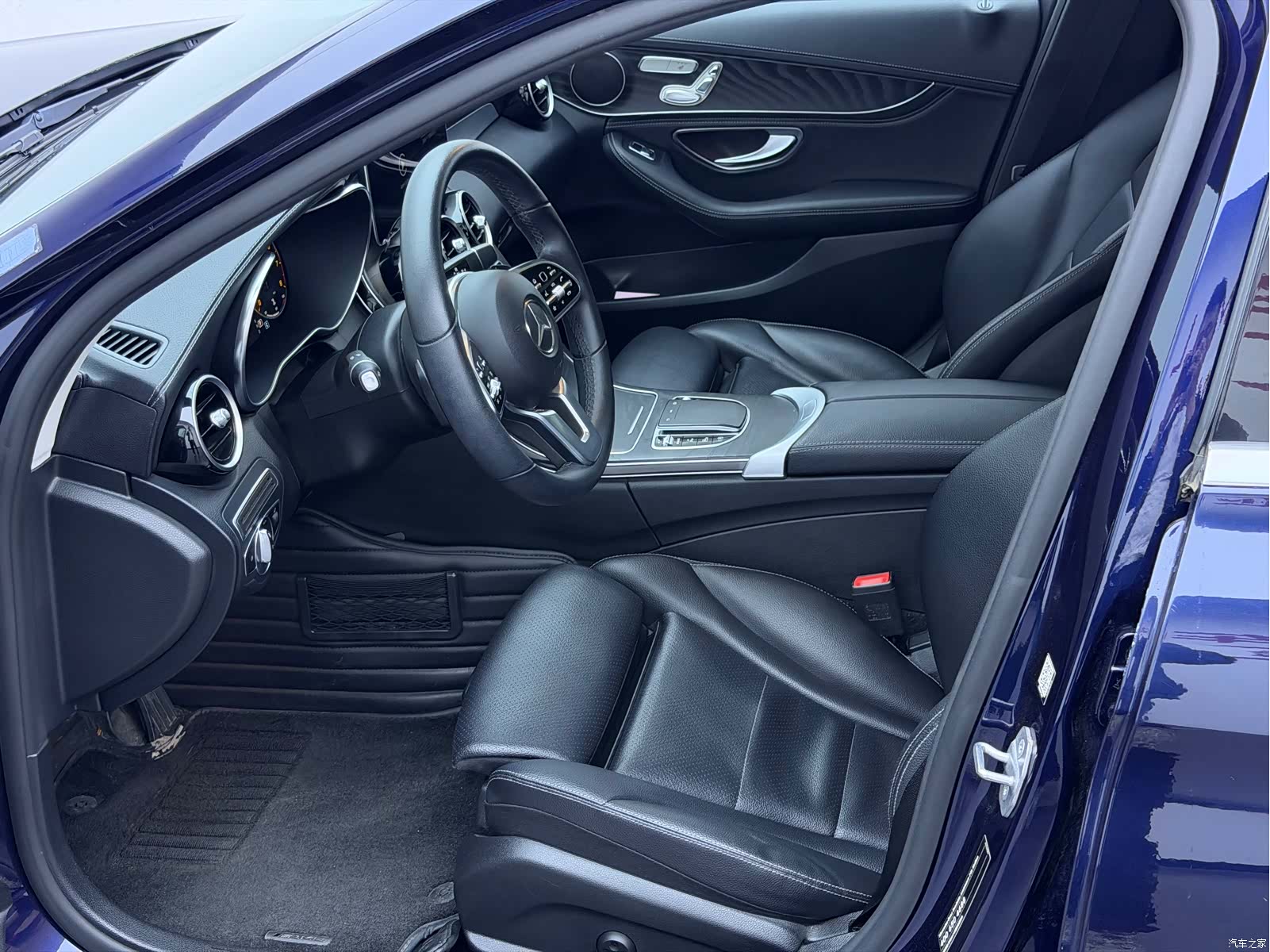 Mercedes-Benz C-Class, 2019 4