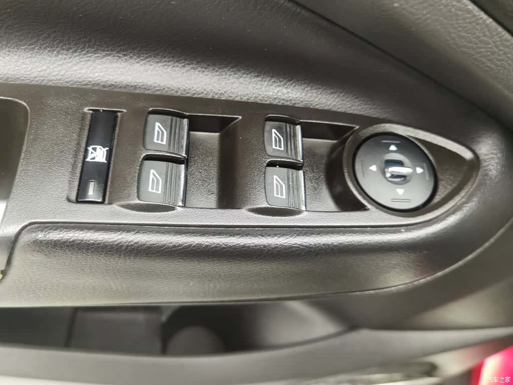 Ford Kuga, 2014 9