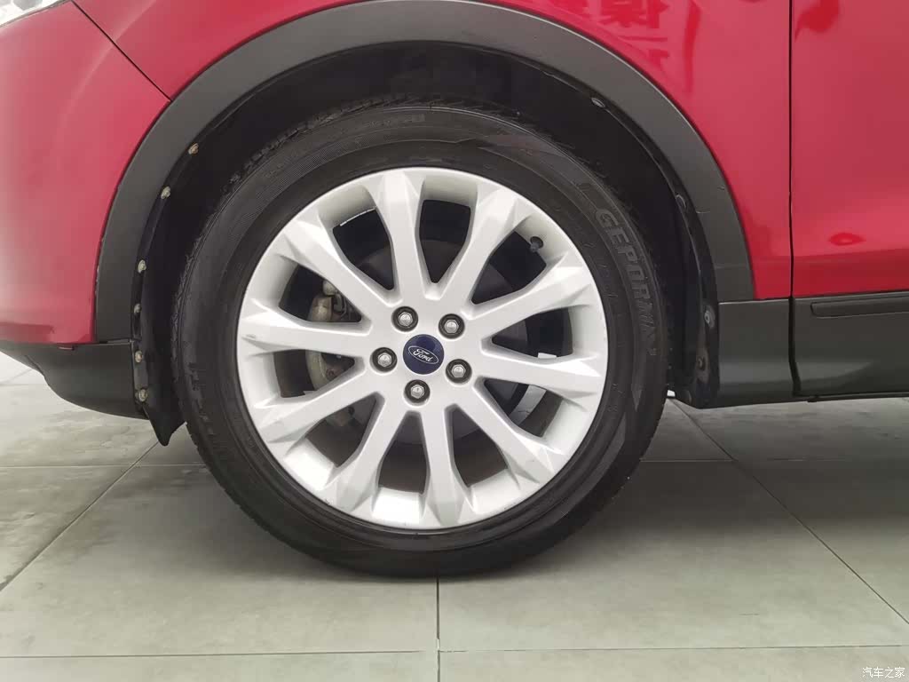 Ford Kuga, 2014 17
