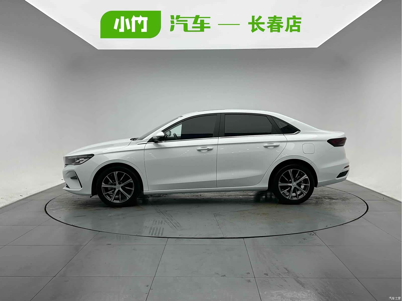 Geely Emgrand, 2023 3