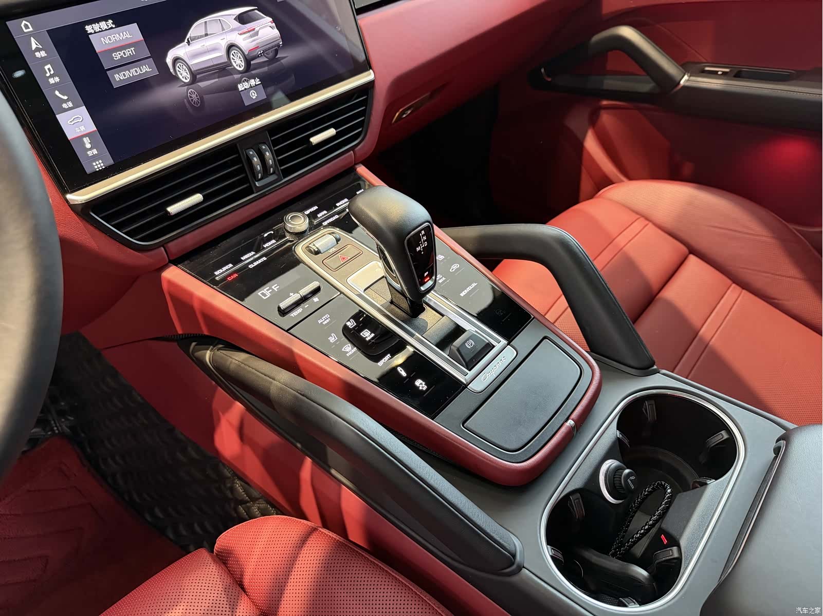 Porsche Cayenne, 2019 9