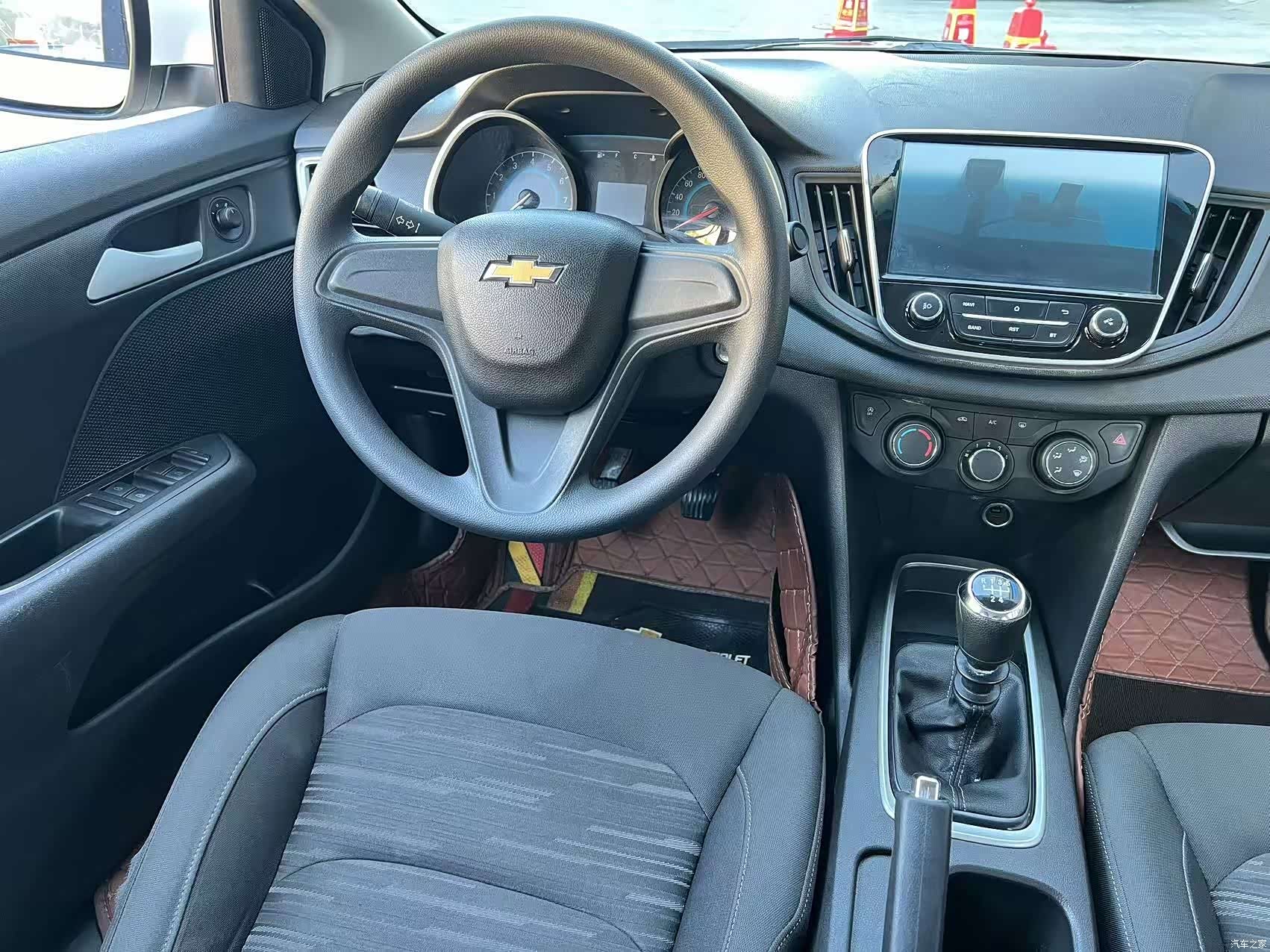 Chevrolet 320, 2018 10
