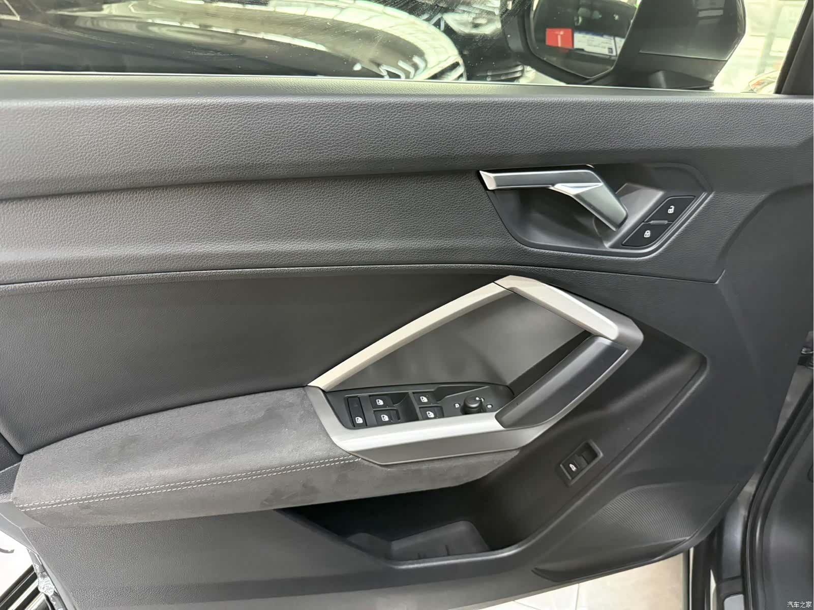 Audi Q3, 2023 17