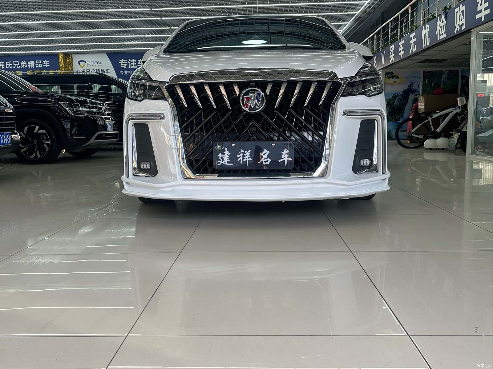 Buick GL8, 2022 2