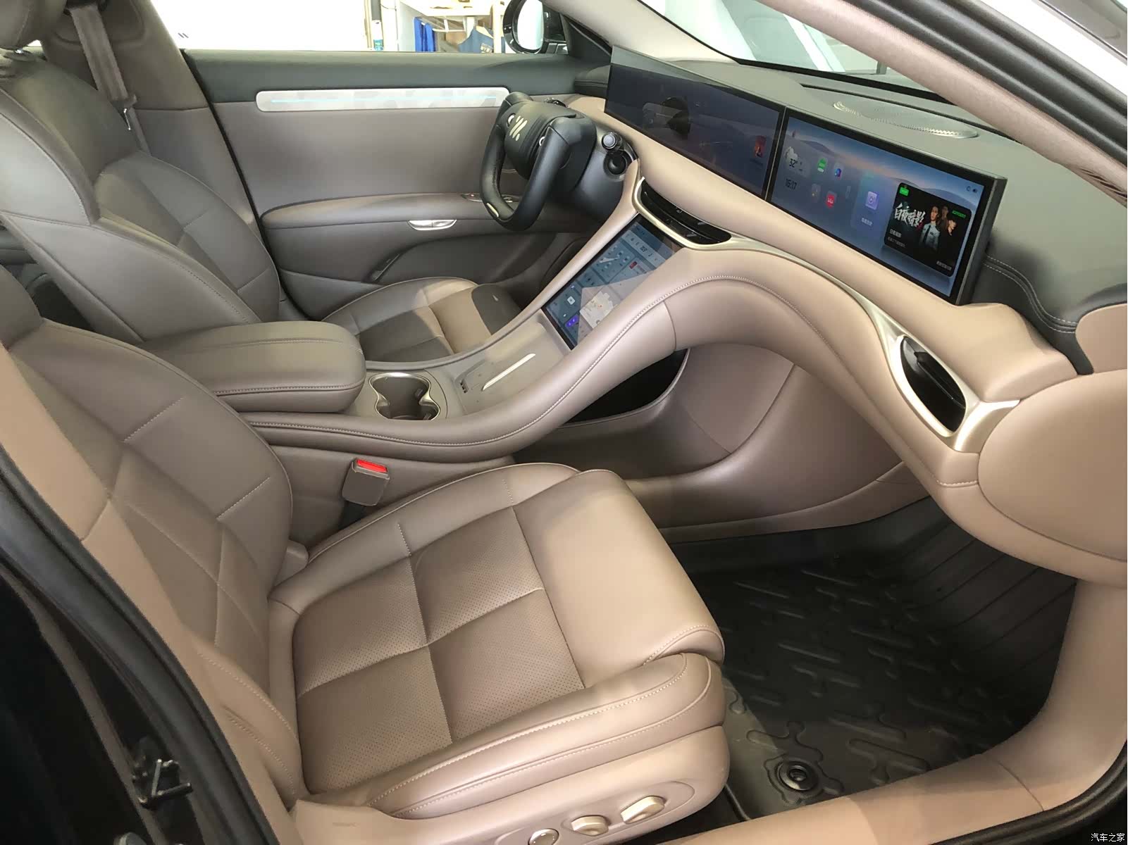 IM Motors L6, 2025 8