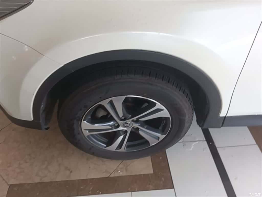 Toyota RAV4, 2015 23
