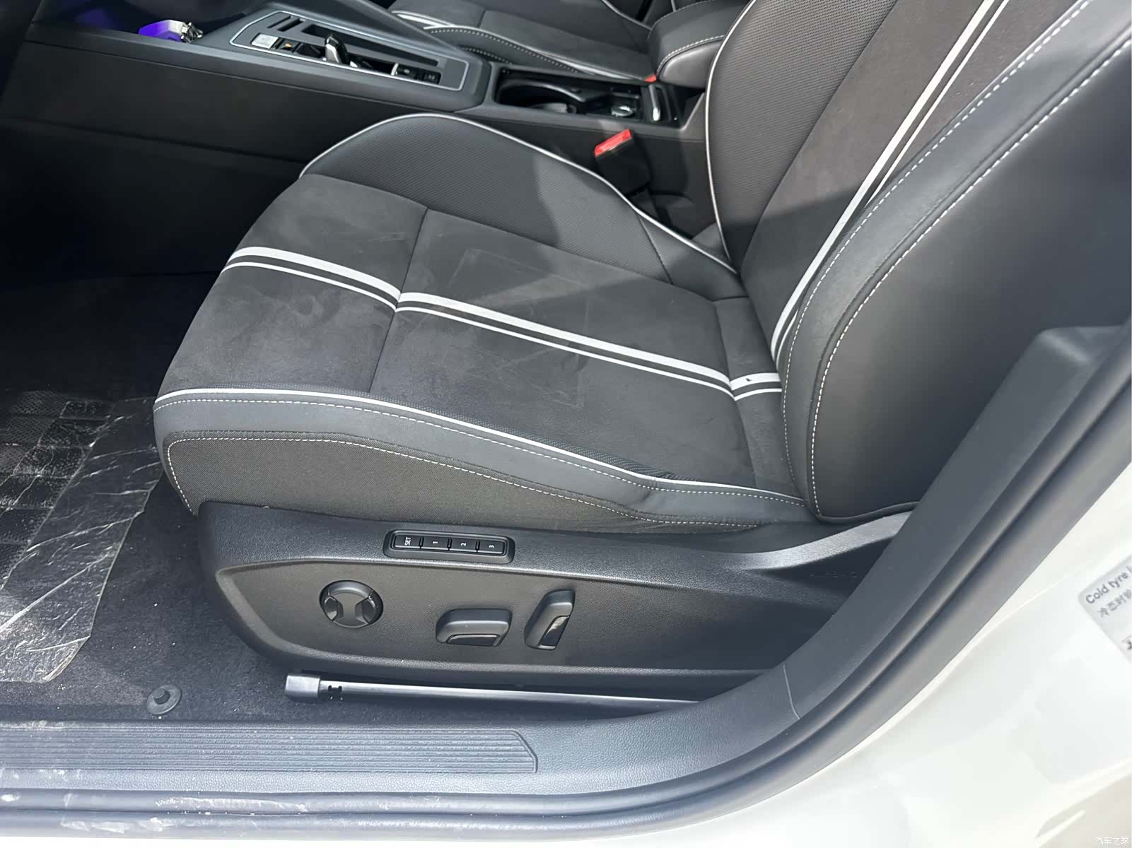Volkswagen Golf, 2022 11