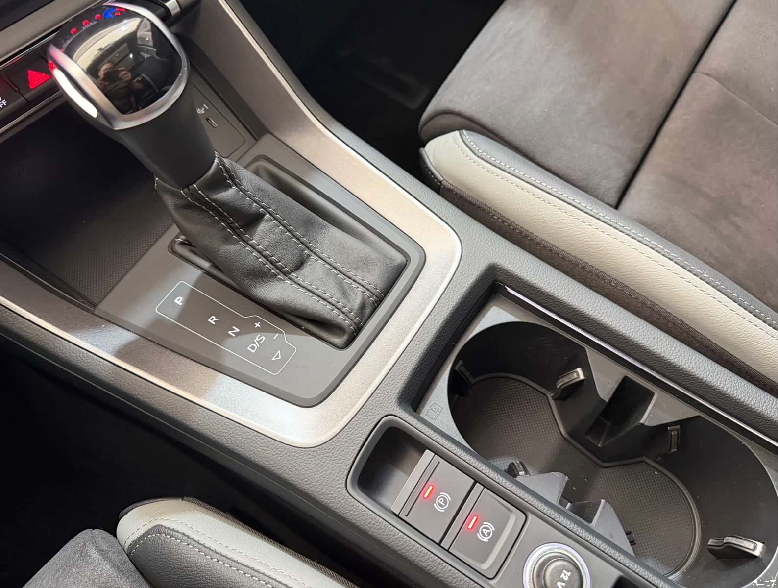 Audi Q3, 2023 14