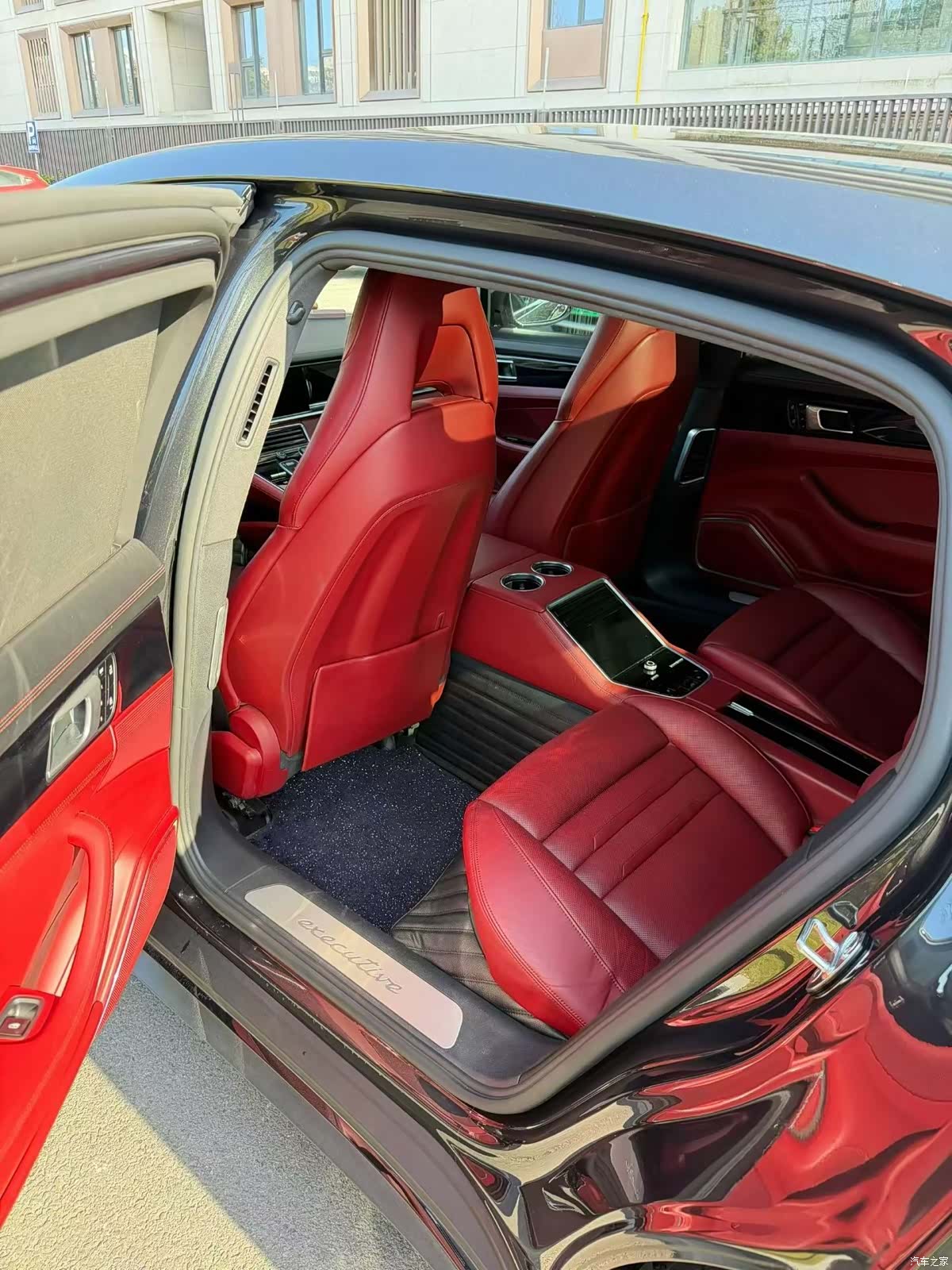 Porsche Panamera, 2018 все фото