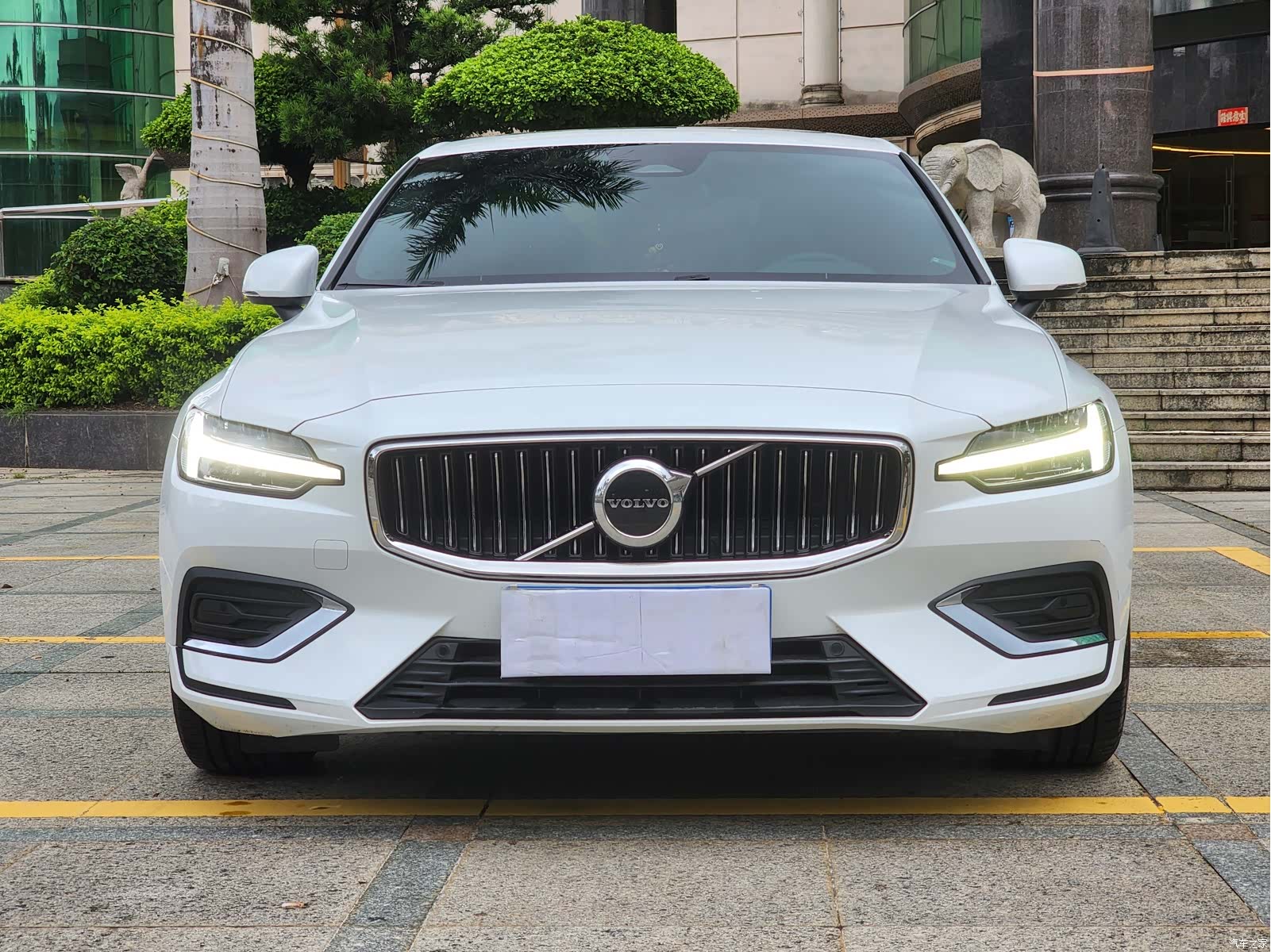 Volvo S60, 2023 2