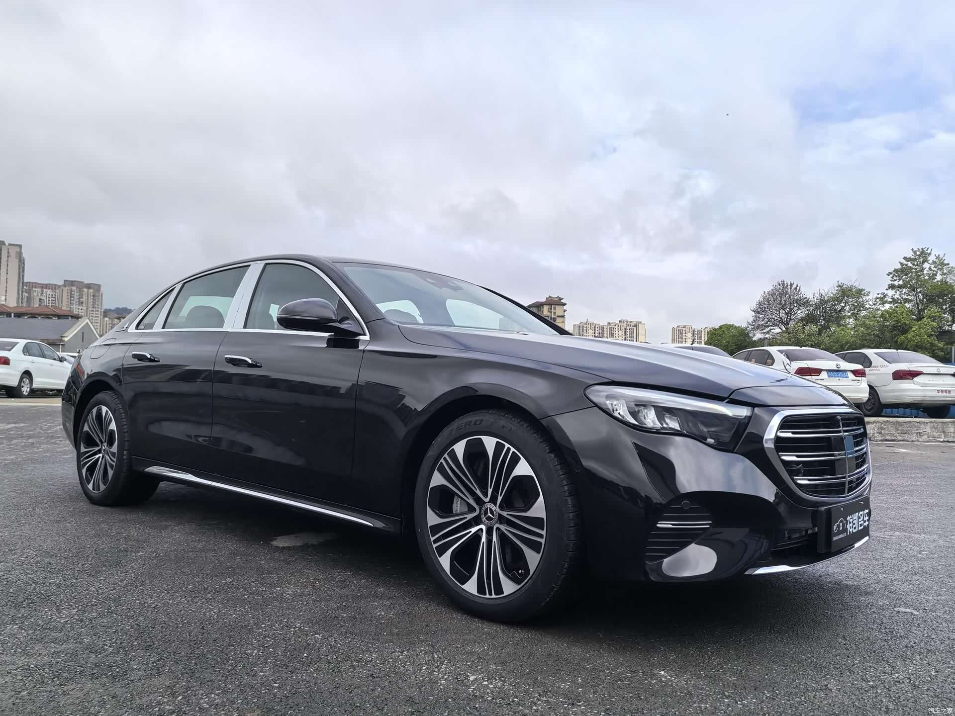 Mercedes-Benz E-Class, 2024 3
