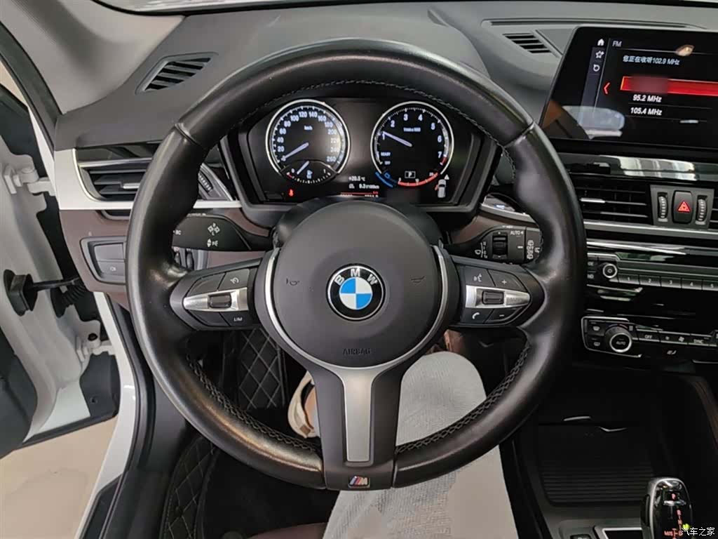 BMW X1, 2022 11