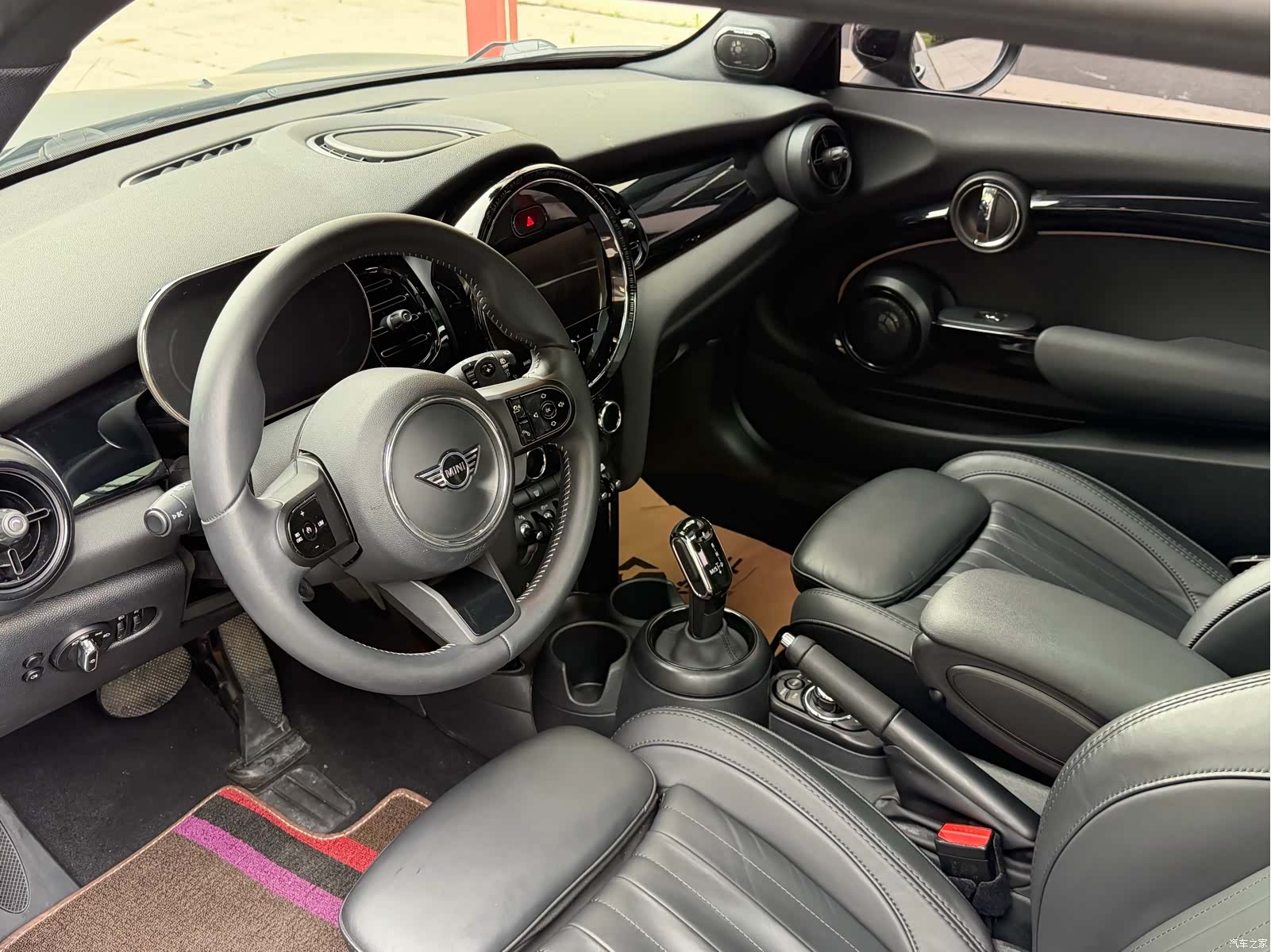 Mini Cooper, 2023 8