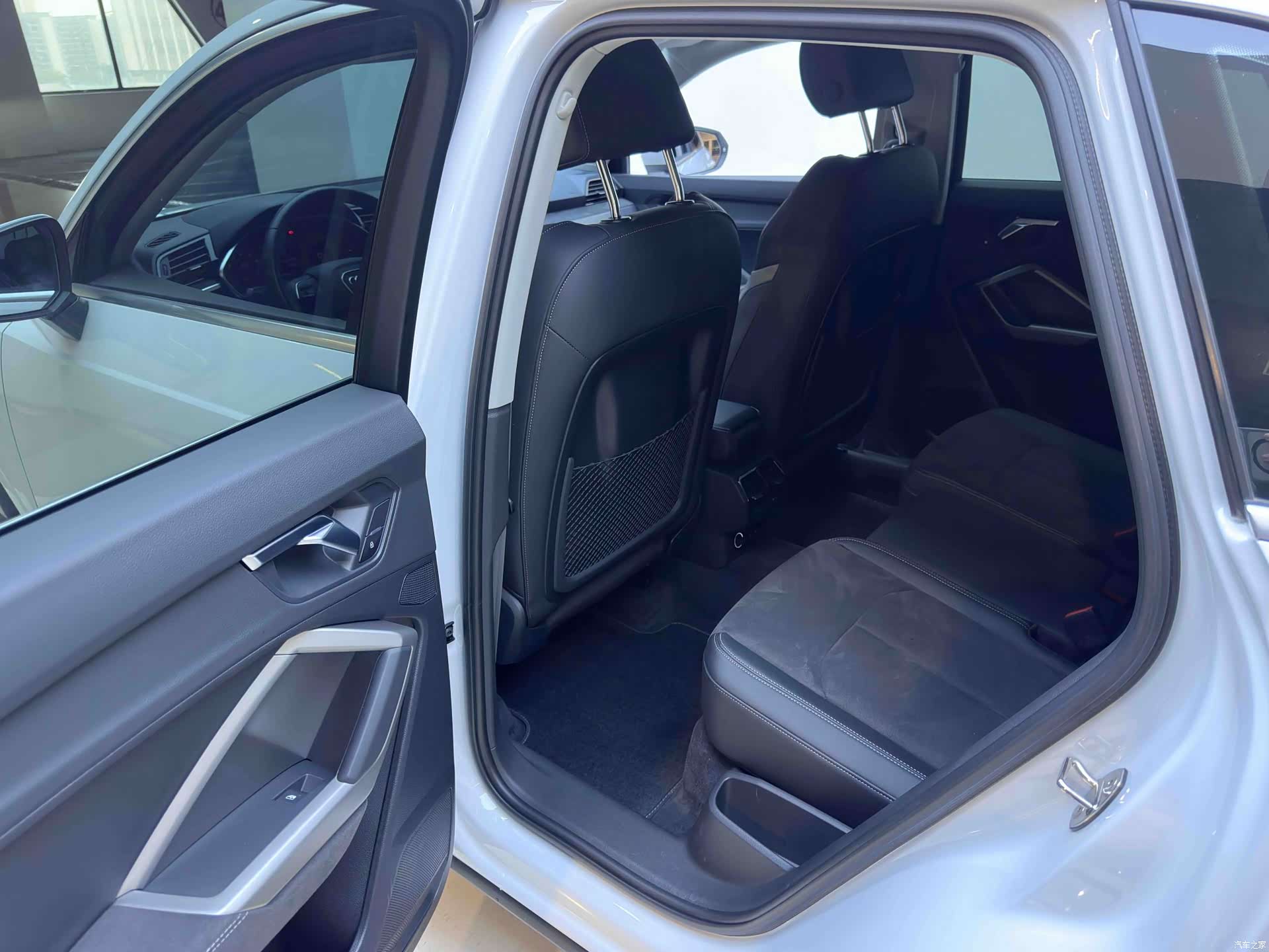 Audi Q3, 2023 9