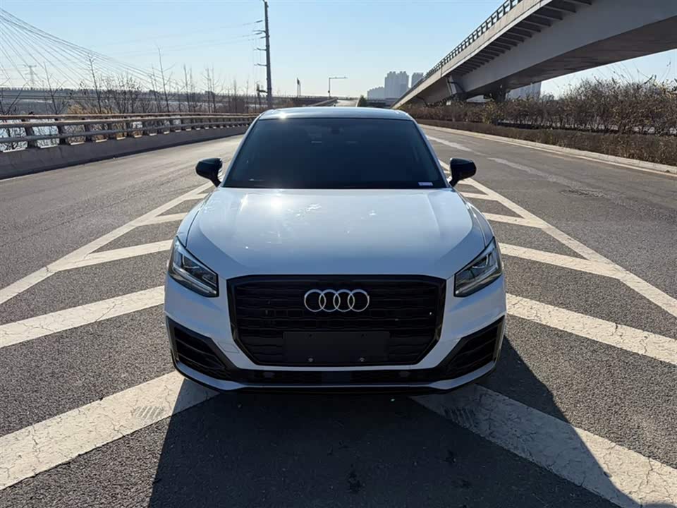 Audi Q2L