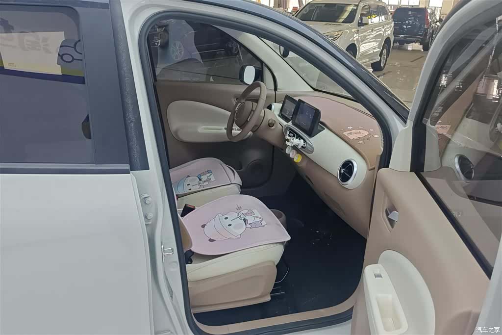 Wuling MINIEV, 2025 8