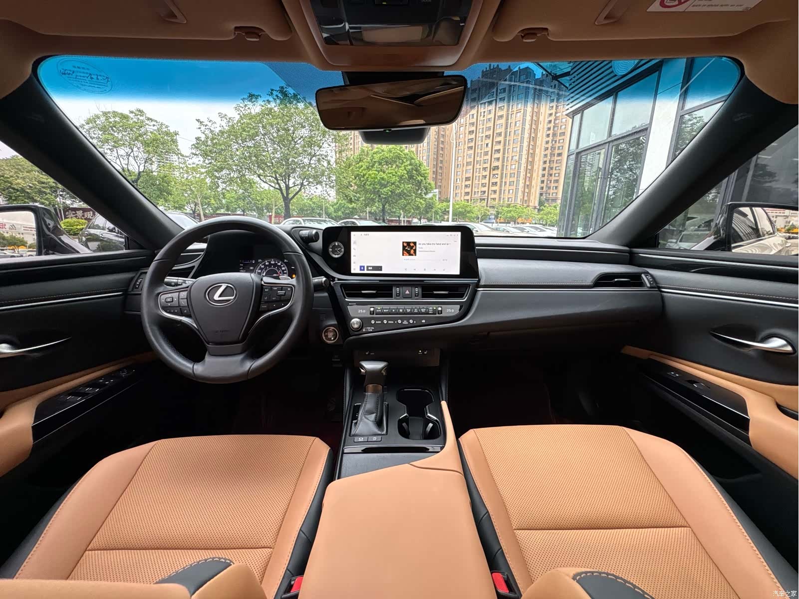 Lexus ES, 2023 8