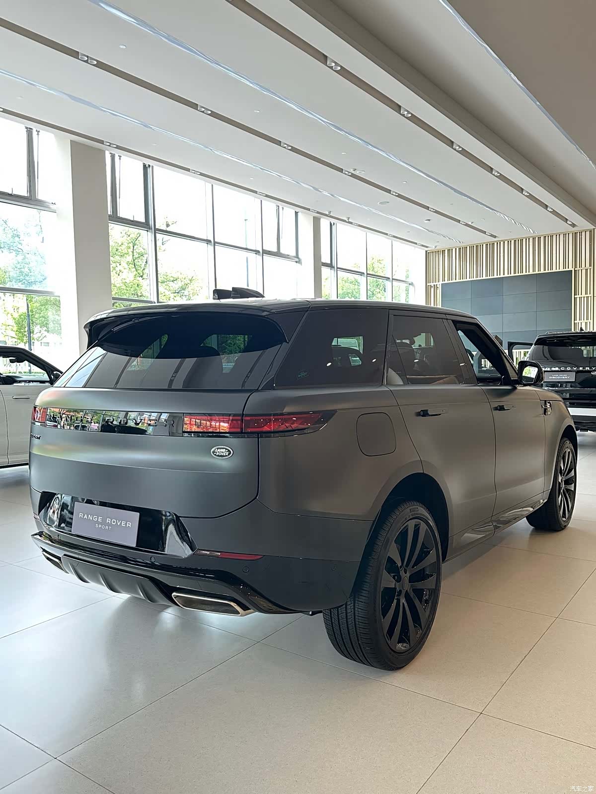 Land Rover Range Rover, 2026 10