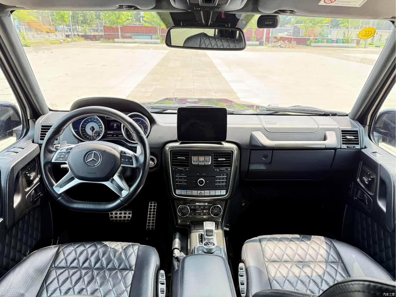 Mercedes-Benz G-Class, 2019 12