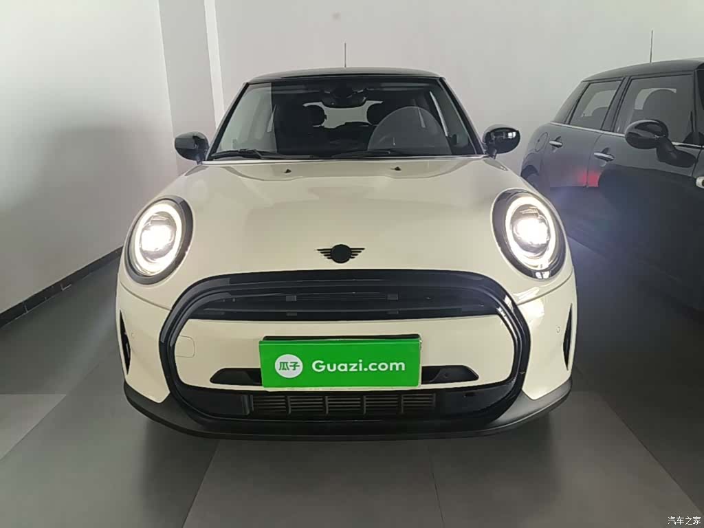 Mini Cooper, 2022 3