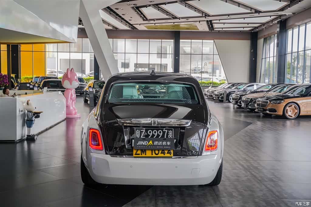 Rolls-Royce Phantom, 2019 28