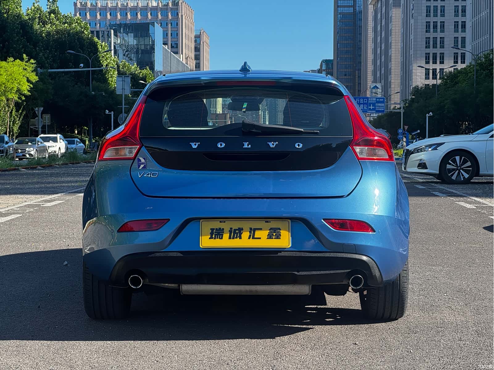 Volvo V40, 2015 6
