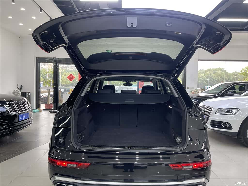 Audi Q5L, 2022 11