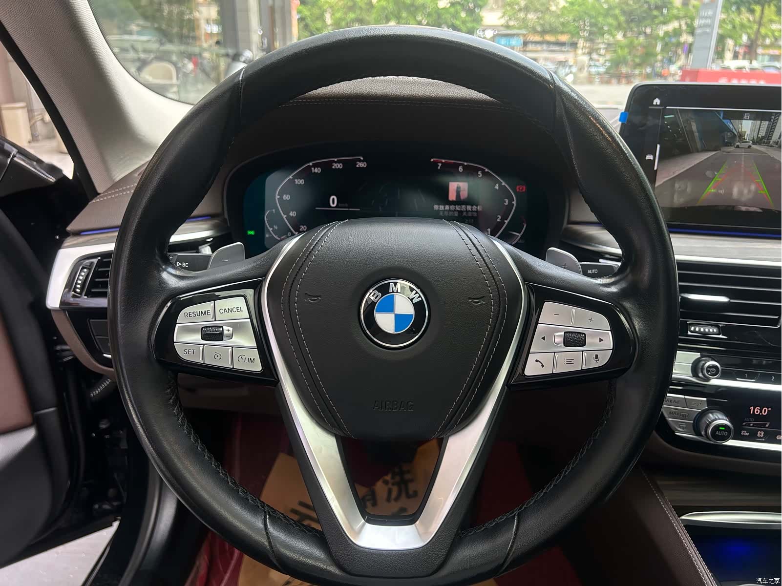 BMW 5 Series, 2022 22